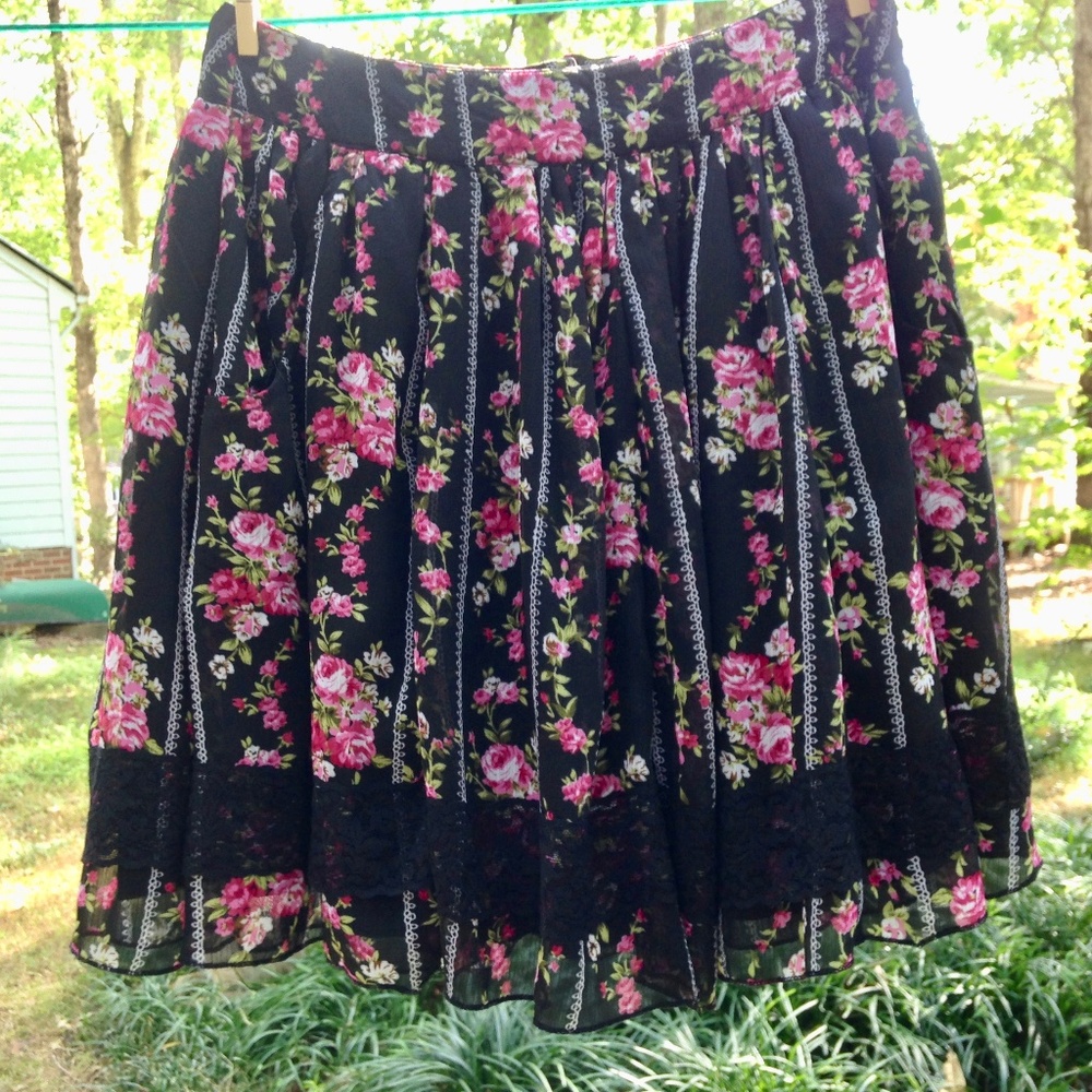 Hell Bunny Gothic Flirt Fairycore Skirt